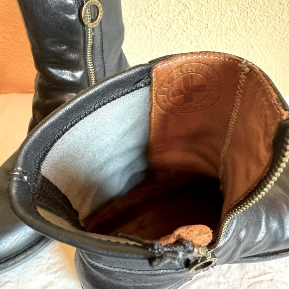Florentini+Baker Women’s Ebe ETERNITY
Black Leather boots size 37 - Picture 12 of 12